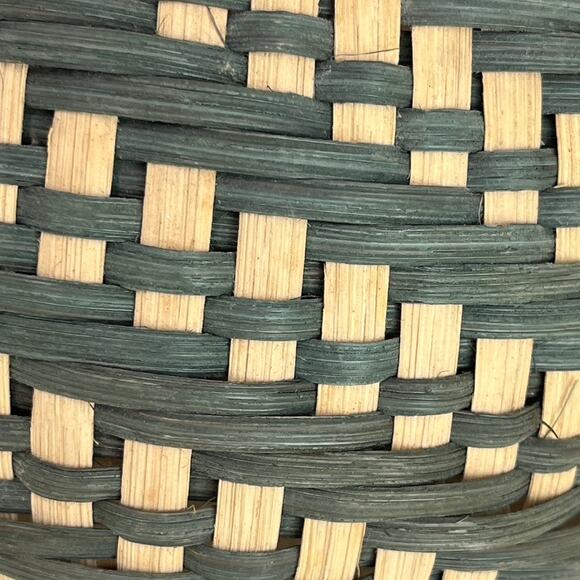 Handmade Woven Basket with Wood Handle Signed Sosse - Picture 7 of 7